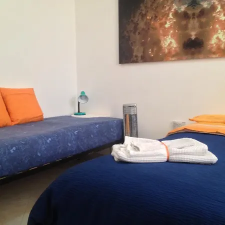 Vesuvius Homestay